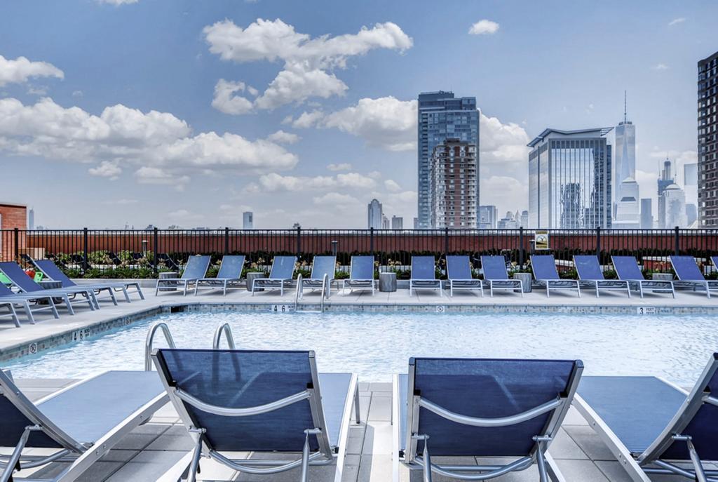Bluebird Suites In Jersey City Bagian luar foto